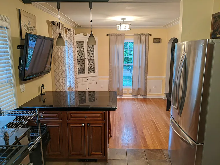 148 Richards Rd — Photo 2