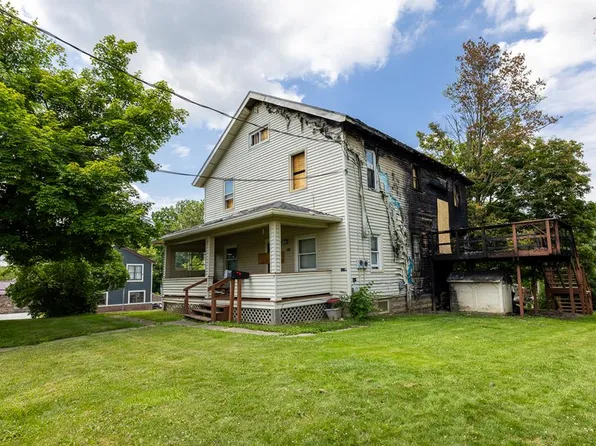 758 W 4th St, Mansfield, OH 44906