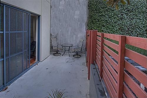 3rd image of 88 Townsend St APT 122