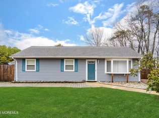 25 Twain Ave, Barnegat, NJ 08005