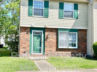 30 Lucinda Ct, Hampton, VA 23666