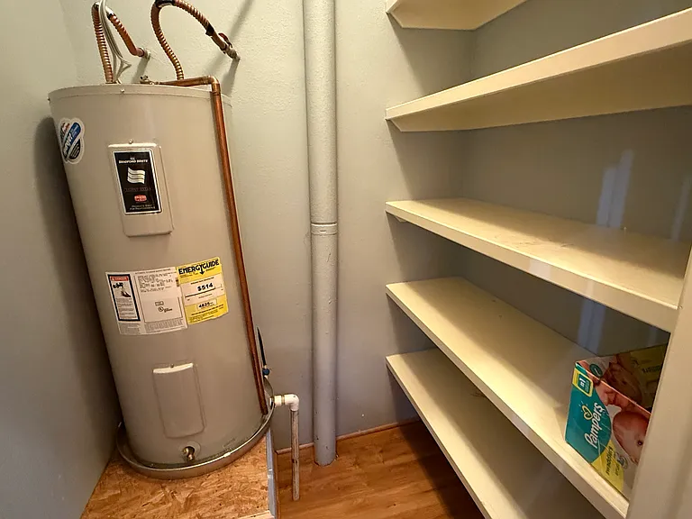 Large walk-in pantry off of kitchen