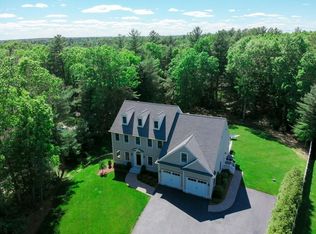 15 Stonemoor Dr, North Easton, MA 02356