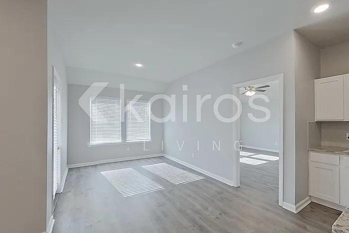 123 Santiago Ct — Photo 11