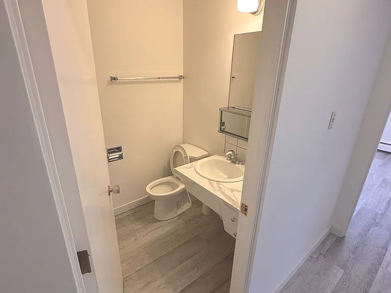 2929 Unwin Rd NW — Photo 3