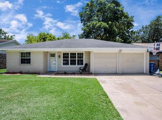 2725 3rd Ave N, Texas City, TX 77590