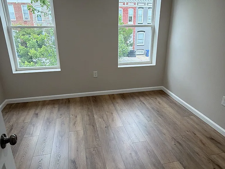 211 N Collington Ave — Photo 4
