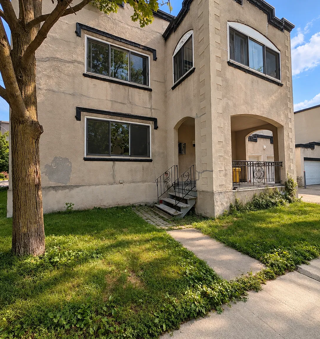 324 Laurier Avenue East Ottawa — Photo 1