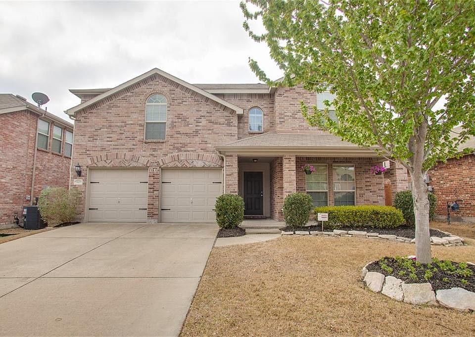 1st image of 10425 Cochron Dr
