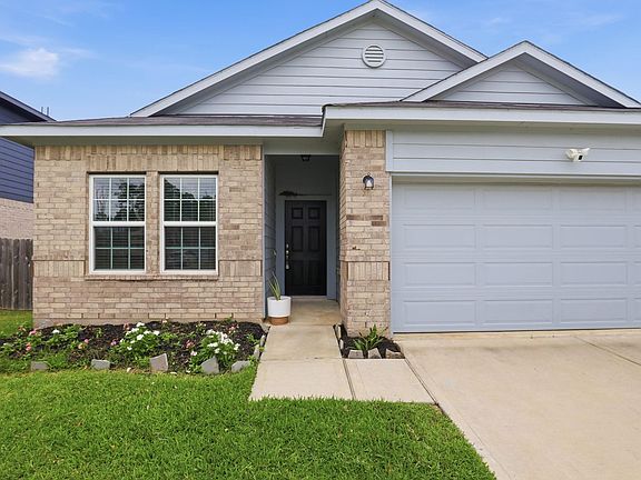 4th image of 8002 Brooks Crossing Dr