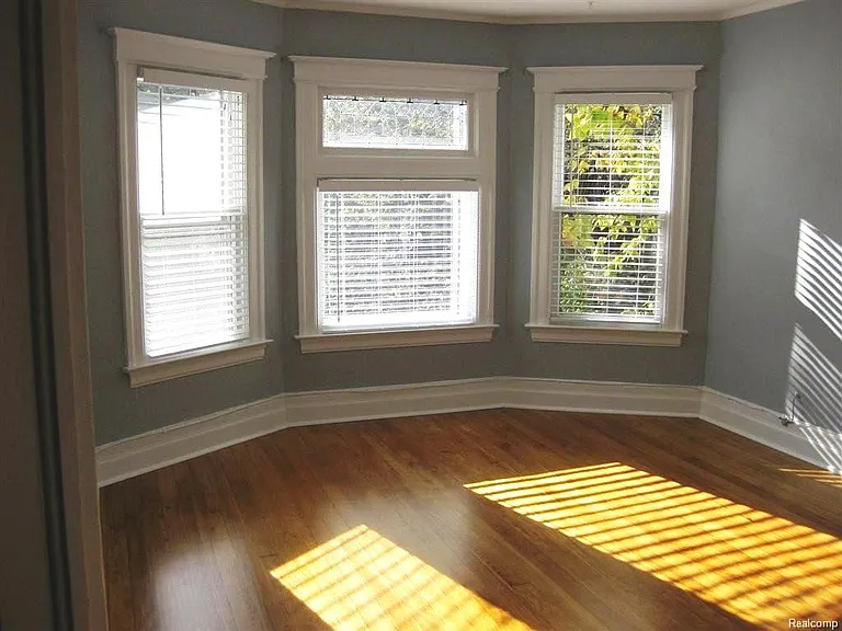 287 Oakland Ave — Photo 10