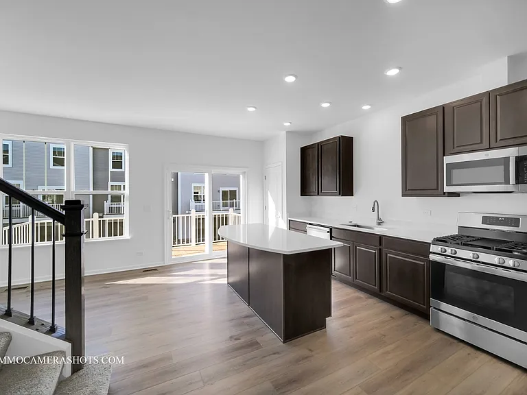 512 Wolverine Dr — Photo 4