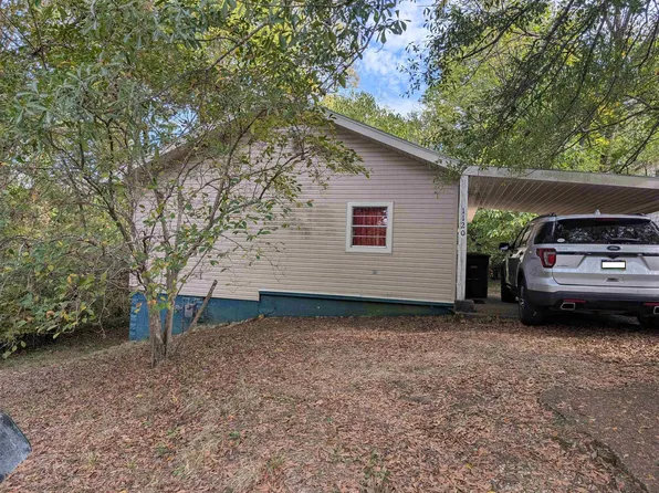 1120 Bellemeade Ave, Florence, AL 35630