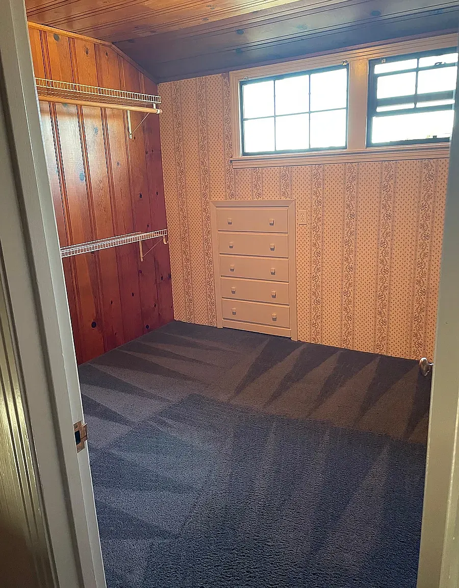 1343 David Ave — Photo 2
