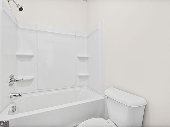 4th image of 503 Riverbirch Ct