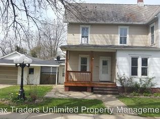 509 N Adams St, Washburn, IL