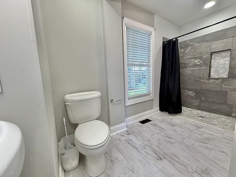 4155 Lee St — Photo 5