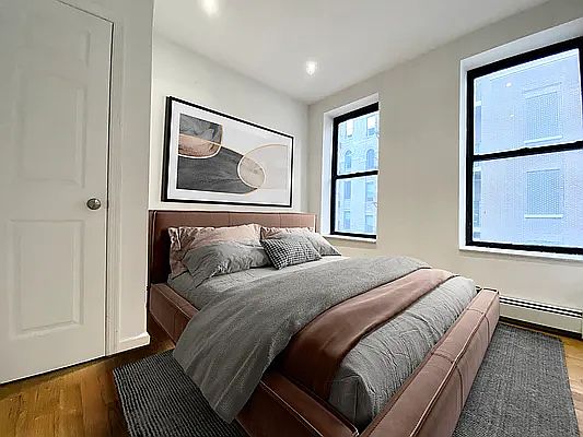2nd image of 931 Amsterdam Ave APT 5r