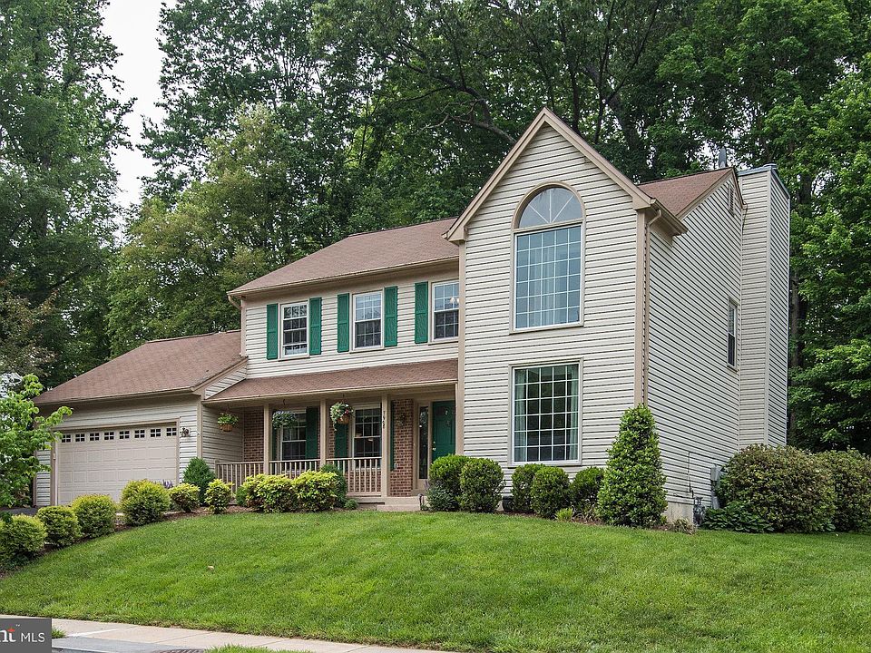 1st image of 7908 Oak Hollow Ln
