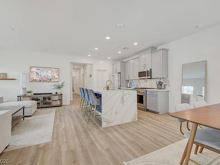600 N Carriage Hill Dr #2084 — Photo 9