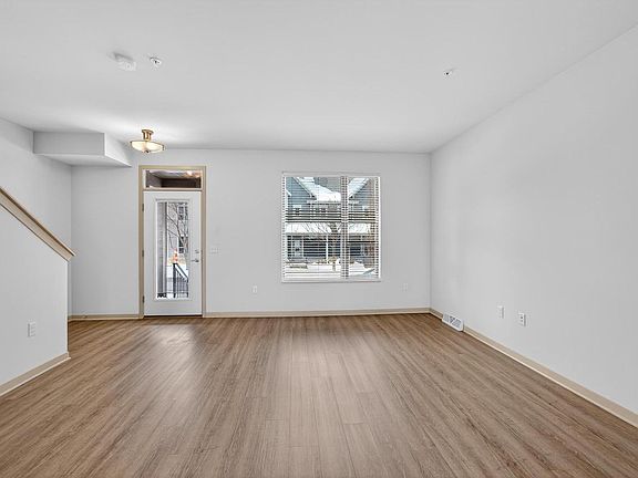 4th image of 2812 No Oaks Ridge