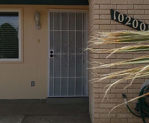 5th image of 10200 Dunbarton Dr