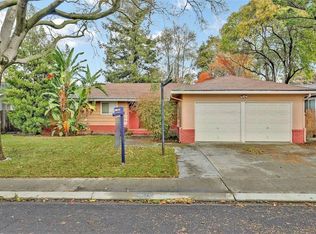 1617 Maplewood Dr, Modesto, CA