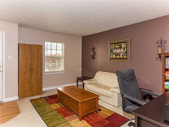 2nd image of 6202 Alonzo Dr