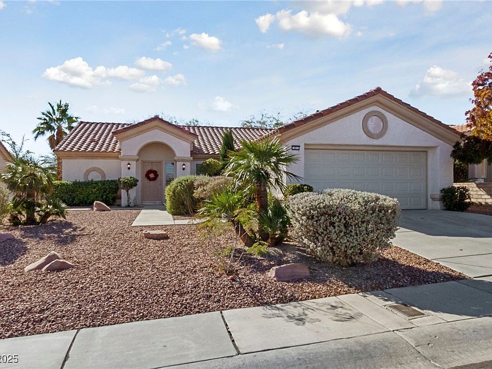 1st image of 10033 Crescent Creek Dr
