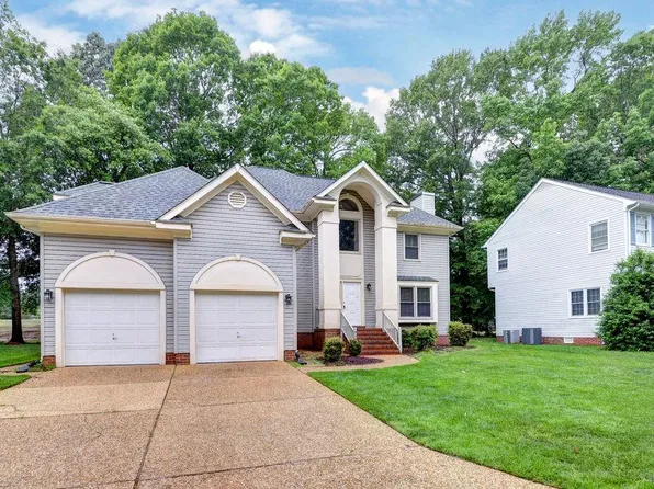 939 Edgewater Dr, Newport News, VA 23602