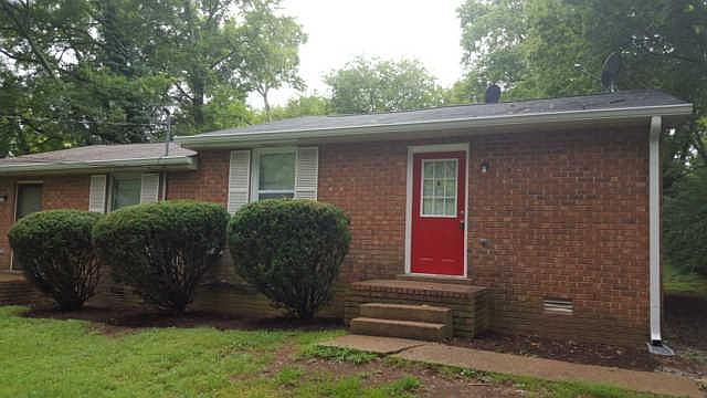1st image of 2829B Brunswick Dr