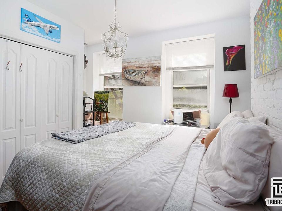 1st image of 1431 York Ave #35