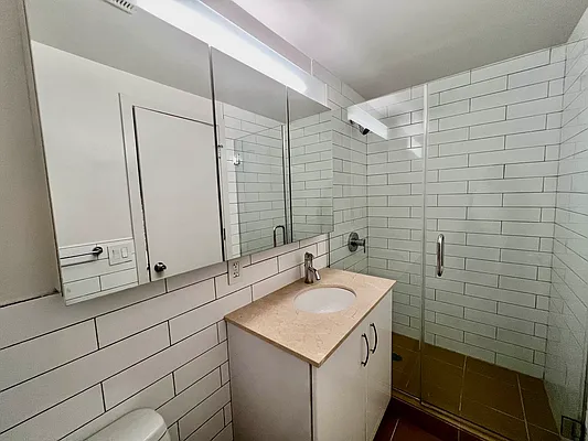 Rented by Keller Williams NYC | media 2