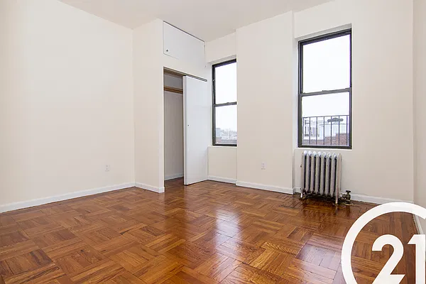 Rented by Century 21 Unique Realty | media 11