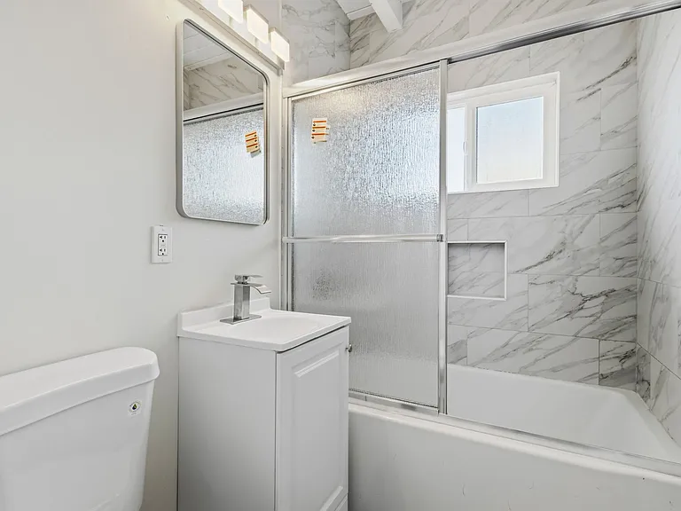 8114-16 Helm St #14-16 — Photo 9
