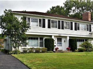 20949 Colby Rd, Shaker Heights, OH 44122