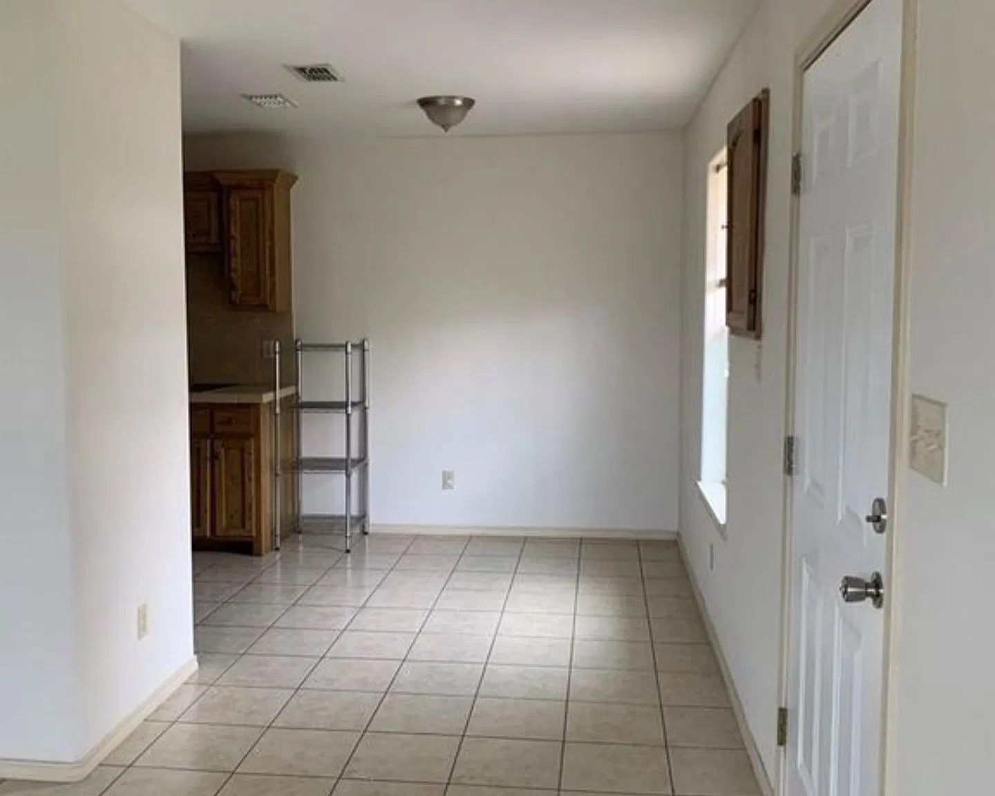 2 bed, 754 sqft, $1,000 — Photo 3