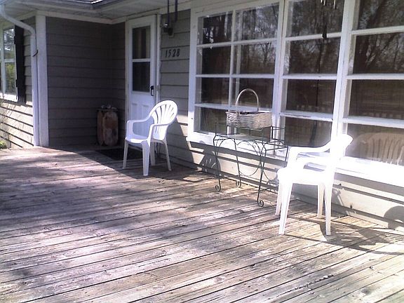 5th image of 1528 E Olive St