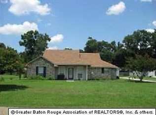 8279 Cecil Dr, Denham Springs, LA 70706