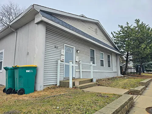 815 N Main St Photo 1