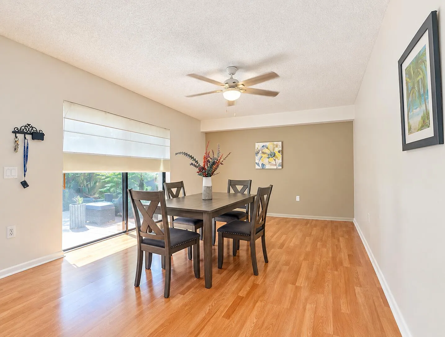 2 bed, 2.5 bath, 1236 sqft, $2,500 — Photo 3