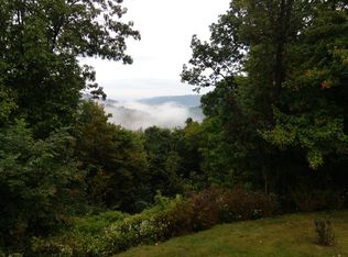 218 Kenrich Dr, Coraopolis, PA 15108