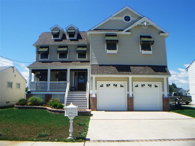 1st image of 3710 Westminster Ln
