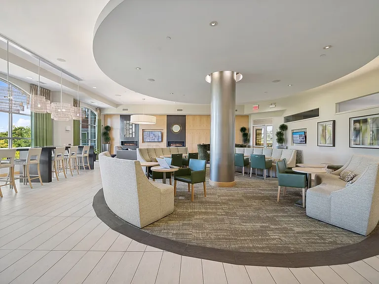 Evanston_amenity_clubroom (1)