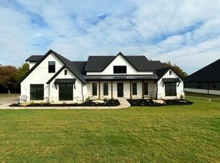 3908 Legend Trl, Granbury, TX 76049