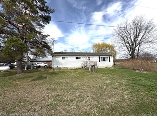 12470 Yale Rd, Yale, MI 48097