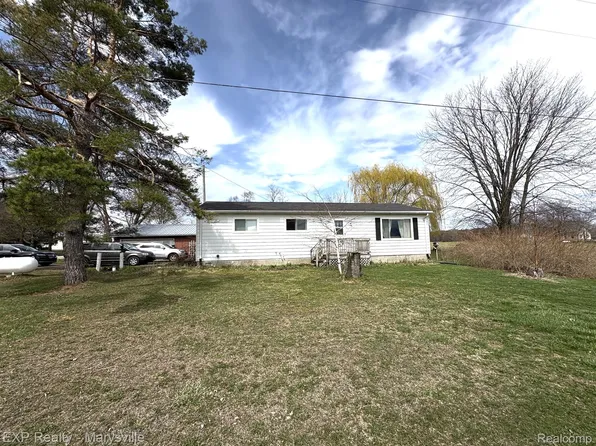 12470 Yale Rd, Yale, MI 48097