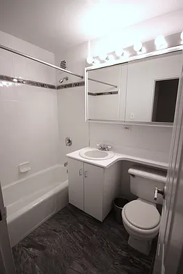 76 West 85th Street #4D in Upper West Side, Manhattan