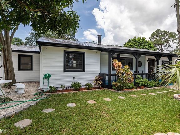 5th image of 705R S Crest Ave
