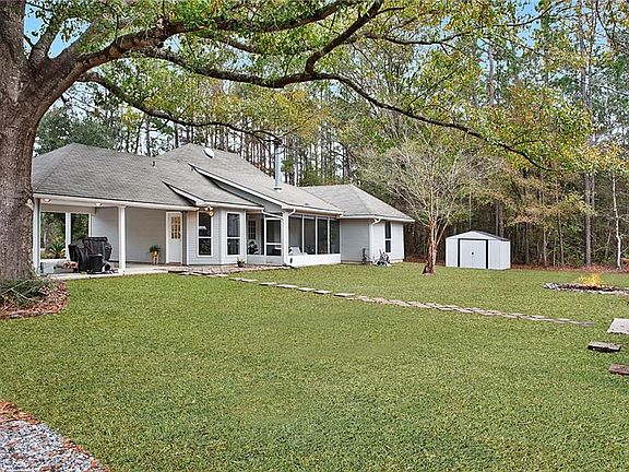 4th image of 21342 Parker Dr